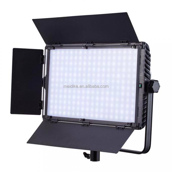 Le studio visuel blanc froid de 5500K LED allume 7000LM à piles 95CRI 0